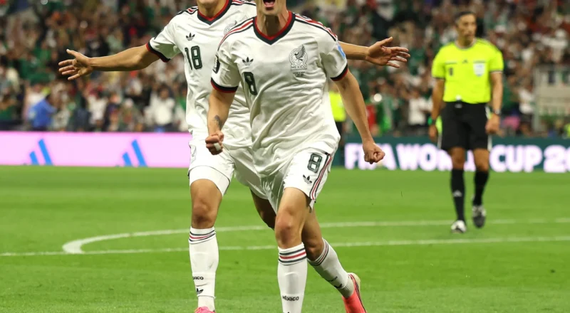 Fidalgo caps Mexico rout as co-hosts maintain 100% record and send Czechia out