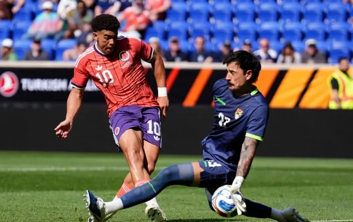 Adams at the double as Scotland thrash Bolivia in perfect World Cup warm-up