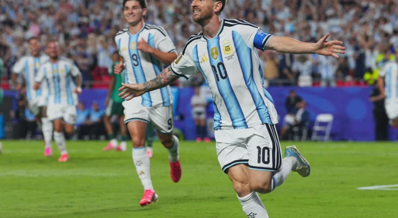 Messi dazzles to equal World Cup scoring record as Argentina breeze past Algeria