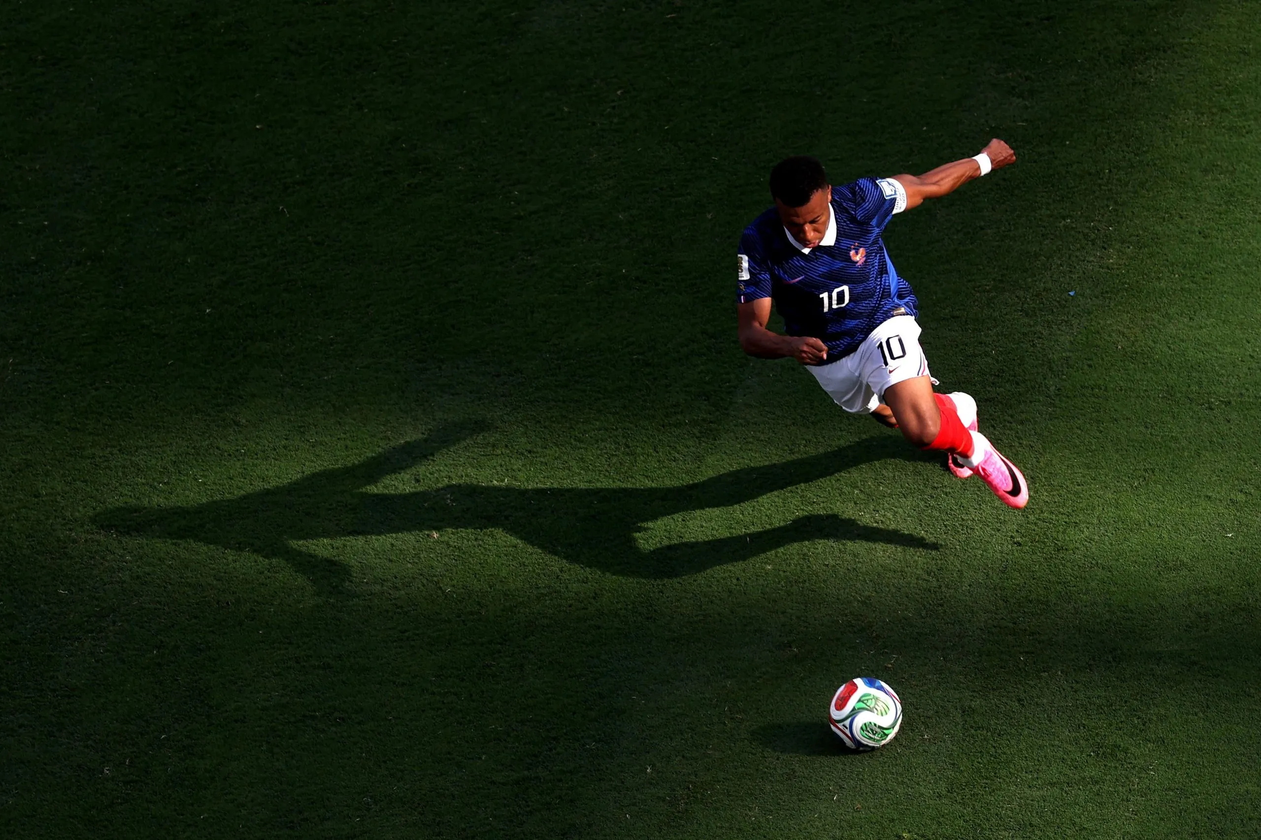 Kylian Mbappé of France dribbles the ball against Sweden at New York New Jersey Stadium.